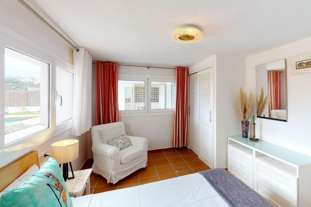 Lesal Villas Rentals, Villa Mar Azul, Tossa De Mar Esterno foto
