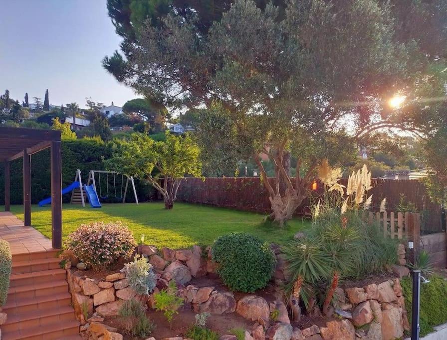 Lesal Villas Rentals, Villa Mar Azul, Tossa De Mar Esterno foto